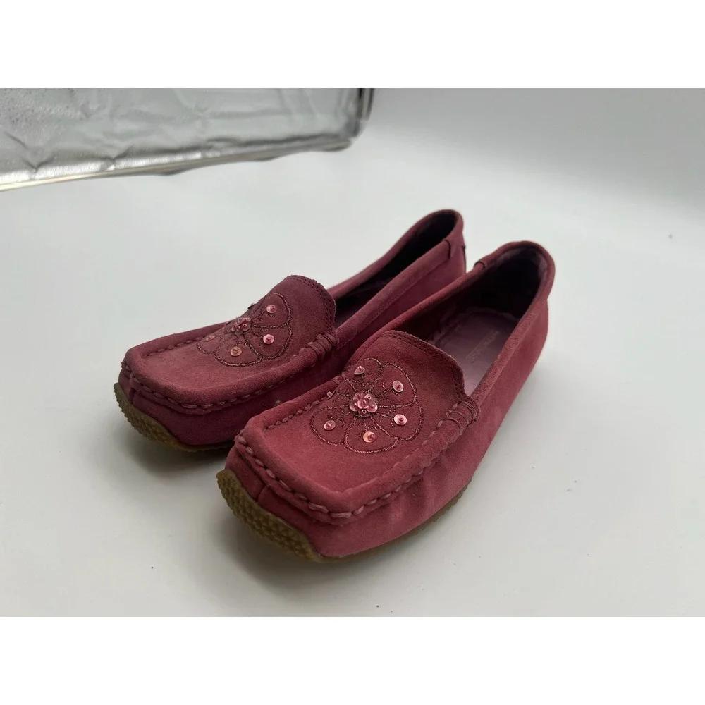 Predictions Women Burgundy Faux Suede Floral Sequin Embroidered Loafers Size 7